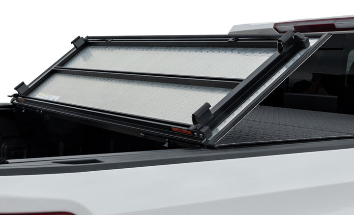 Access LOMAX Pro Series 2022+ Rivian R1T 4ft 6in Bed (w/ OEM Tonneau Track) Cover -Blk Diamond Mist